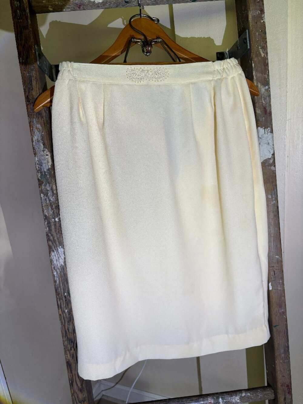 Vintage 90s Cream Beaded Pencil Skirt 6P Elastic Waist Off White Bridal Career C